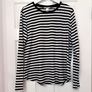 Black and White Striped Long Sleeve Tee